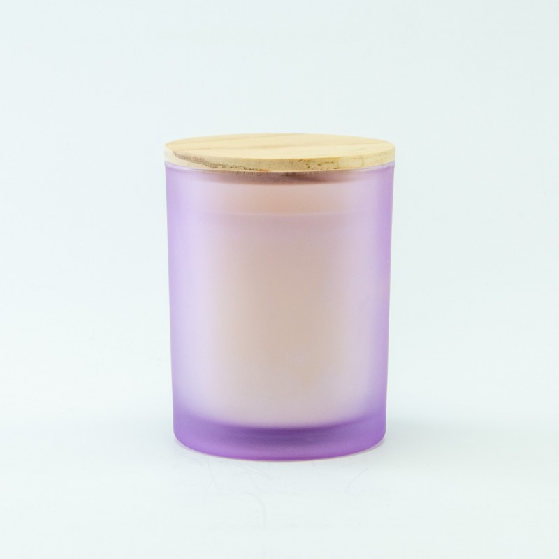 Bougie parfumée avec couvercle en bois – lilas effet givré