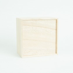 Houten kistje met schuifdeksel 17,5 cm x 17,5 cm x 11,3 cm