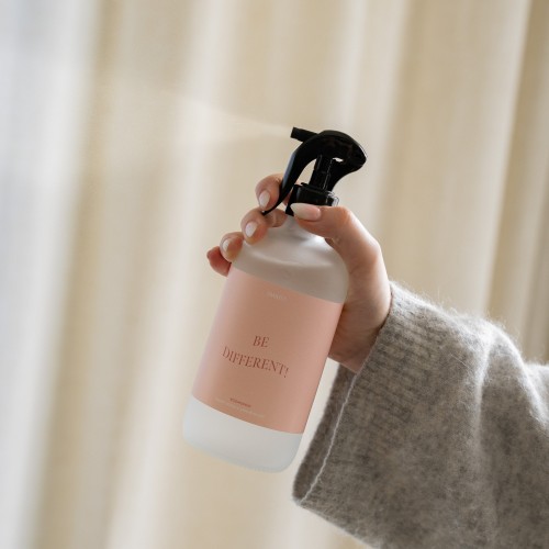 Spray d'ambiance 'be different!'