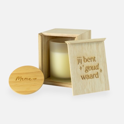 Geschenkset houten kistje met schuifdeksel & geurkaars wit - 'Jij bent goud waard' / 'Mama'
