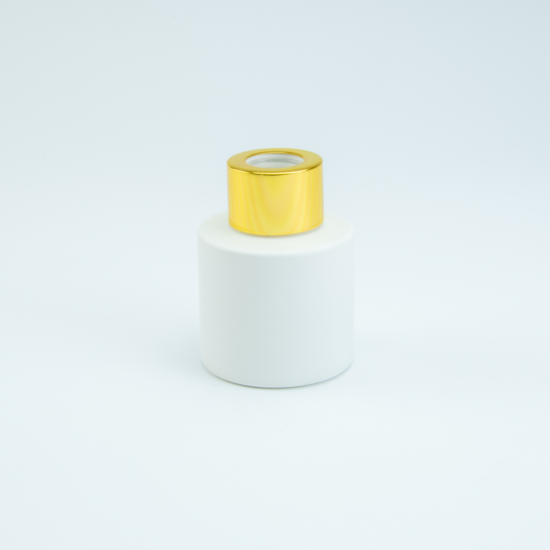 Parfumflesje cylinder wit met gouden schroefdop - 50 ml