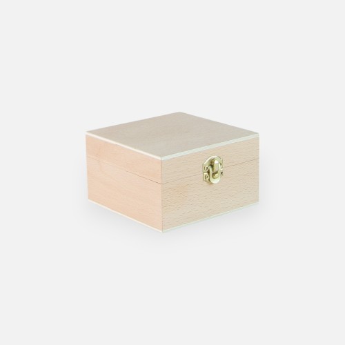 Boîte en bois avec couvercle à charnière