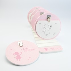 clipbord met kleurblaadjes...